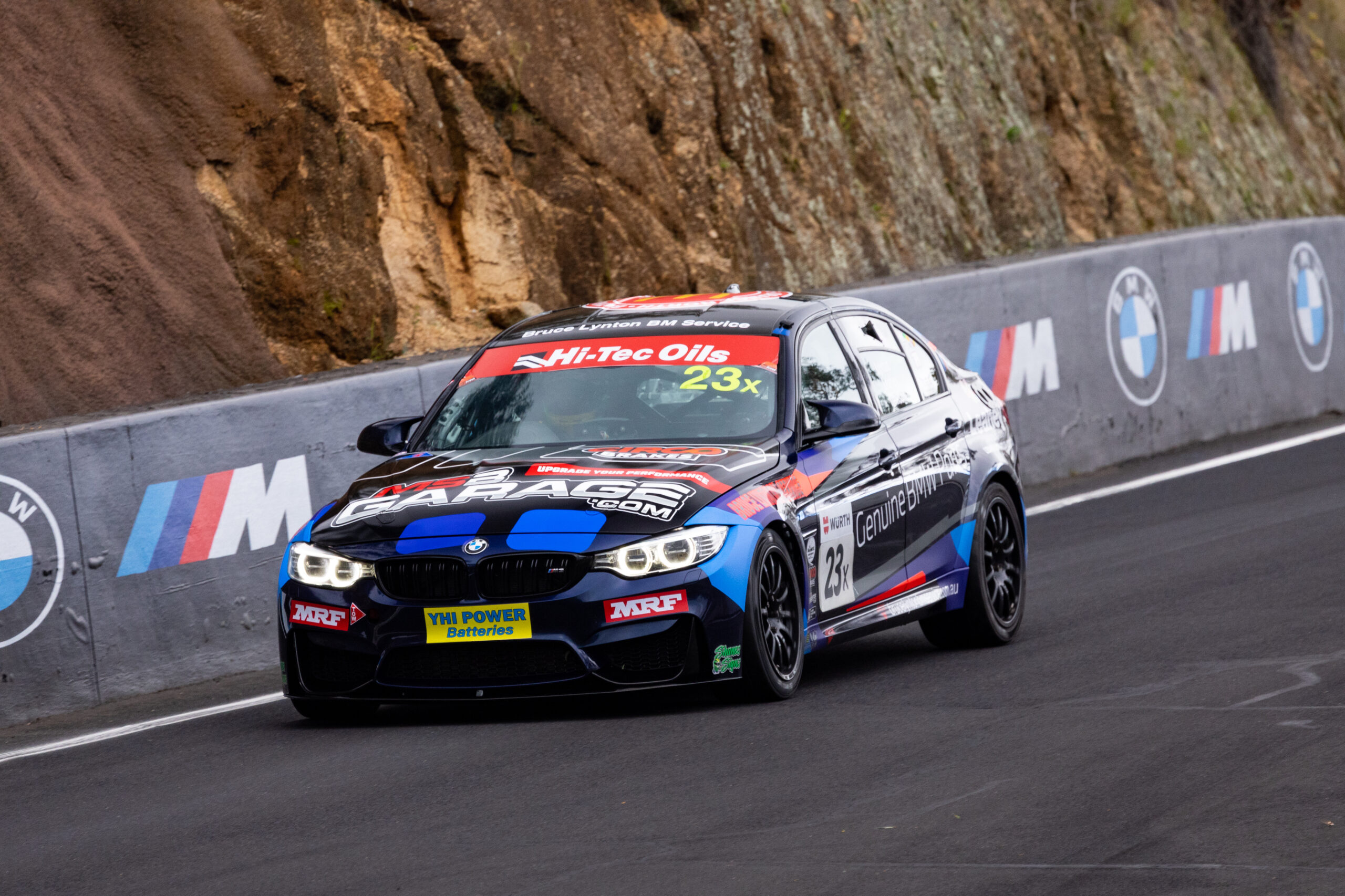Lynton BMW leads after wild first half of Bathurst 6 Hour Bathurst 6 Hour