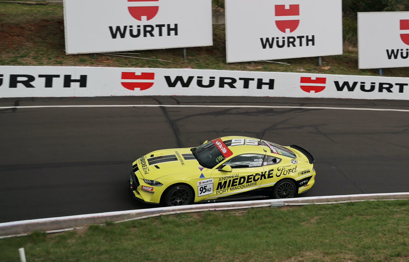 Lynton BMW, Ambrose fast in final warm up Bathurst 6 Hour