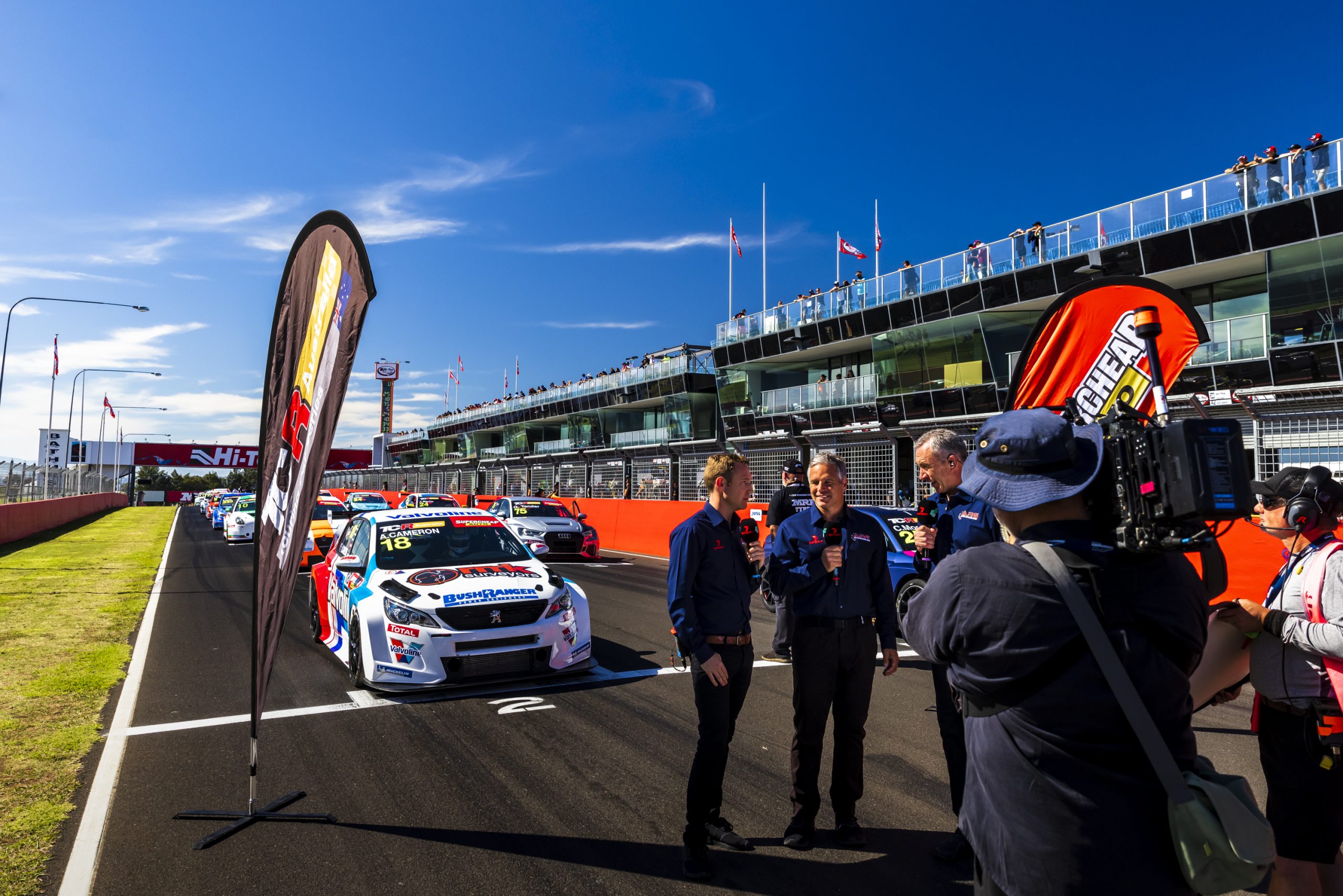 Record audiences consume Hi-Tec Oils Bathurst 6 Hour weekend