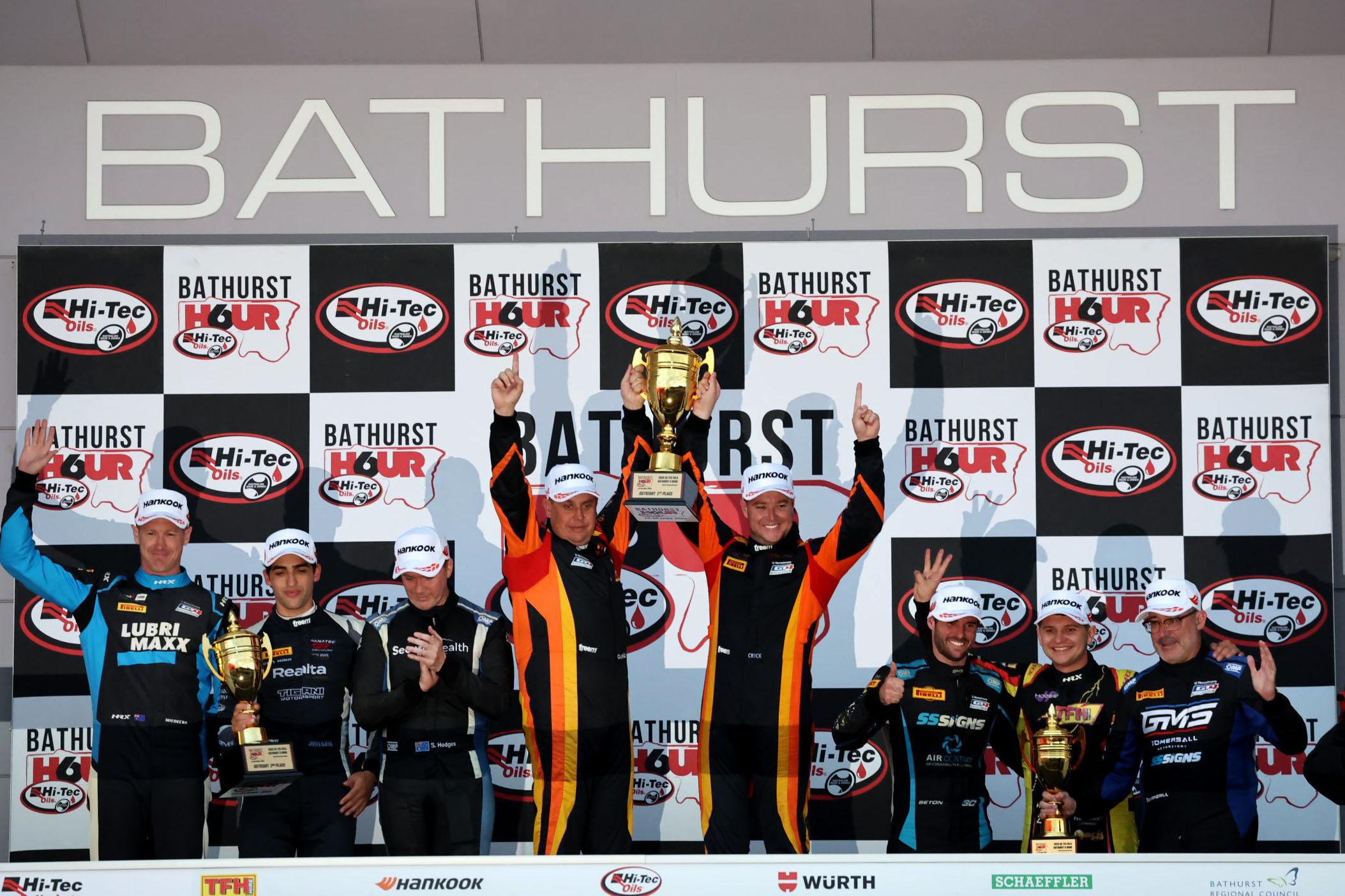 Record-breaking Hi-Tec Oils Bathurst 6 Hour delivers